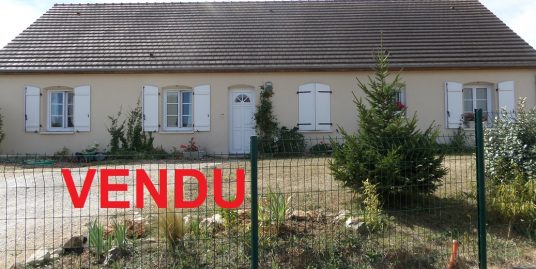 Maison de plain-pied à Veretz