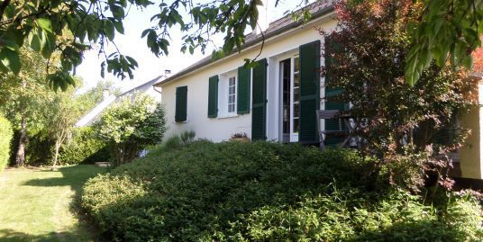 Ravissante maison de plain-pied avec sous-sol à Courçay (37)