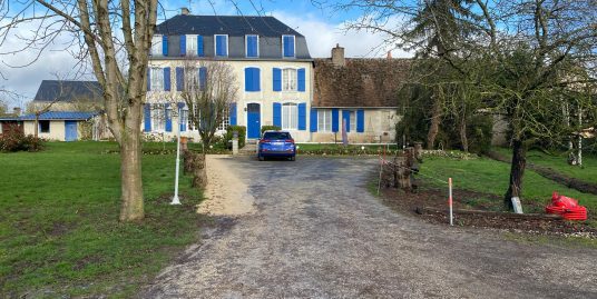 Maison Familiale ( chambres d’hôtes)  à 41100 Vemdôme